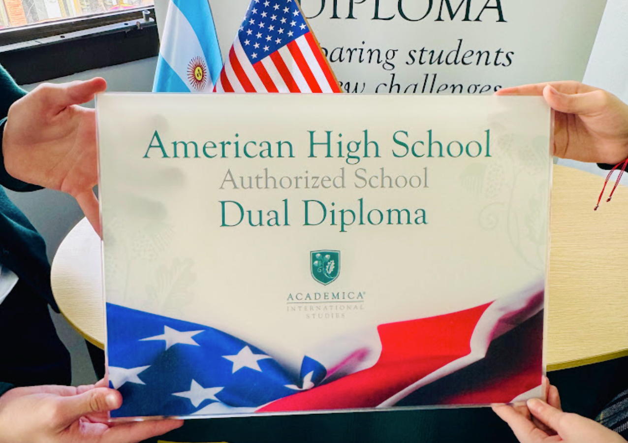 Alumnos con Diploma Dual de Estados Unidos